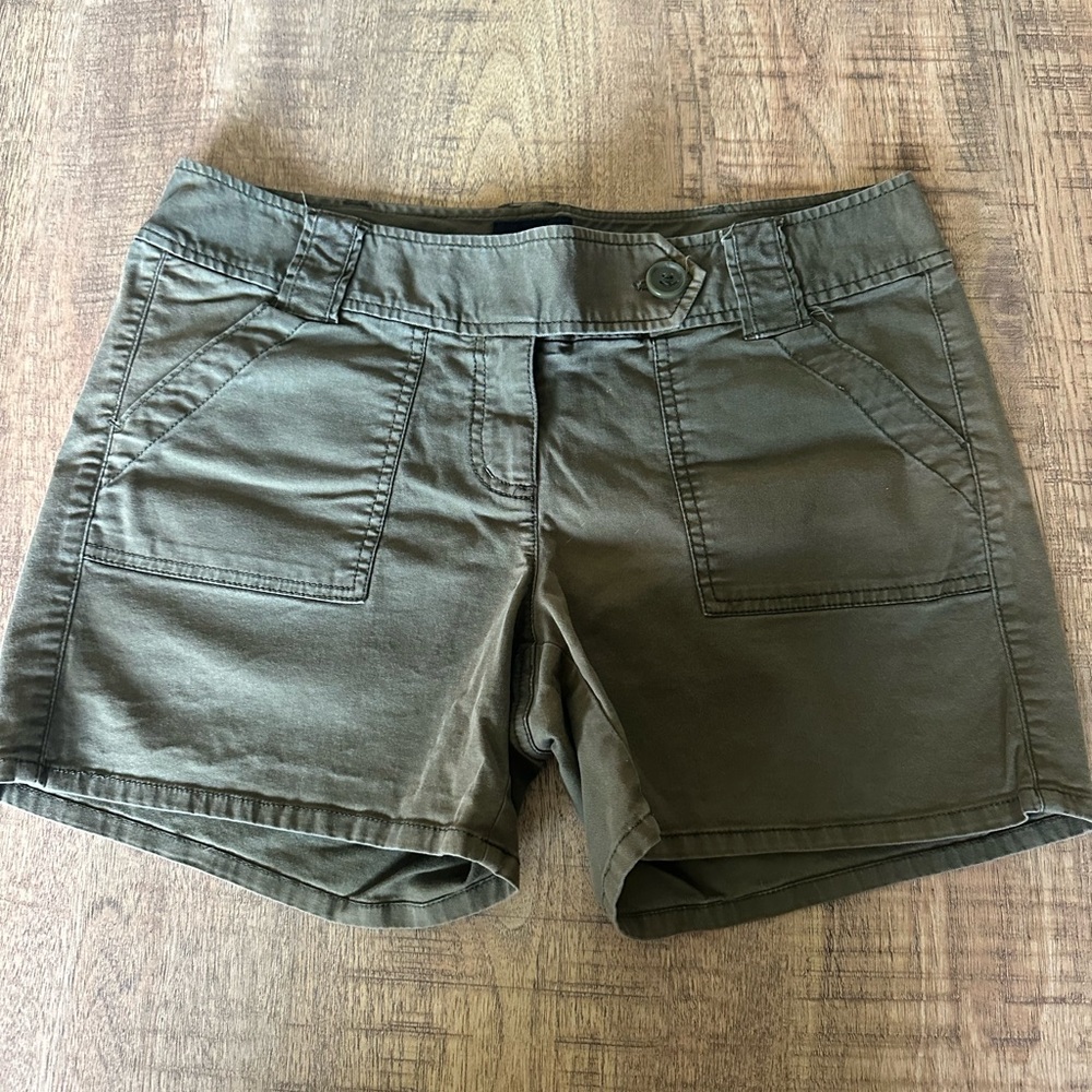 The Limited Cargo Shorts